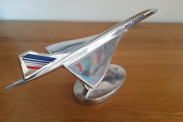 Maquette Concorde chromée