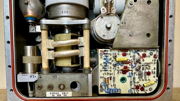 Dérive : Unité d'accord HF (Tuner Unit)