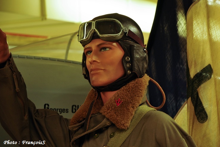 Pilote français + combinaison de vol britannique (1945)