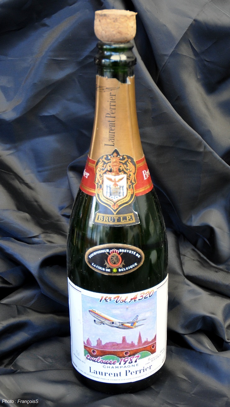 1er vol Airbus A320 - Toulouse 1987 Champagne Laurent Perrier 